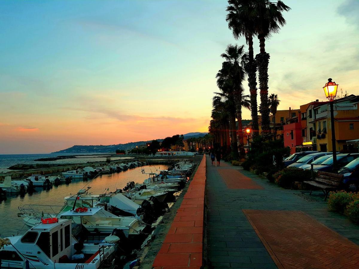 Il Timone Apartment Riva Ligure Exterior photo